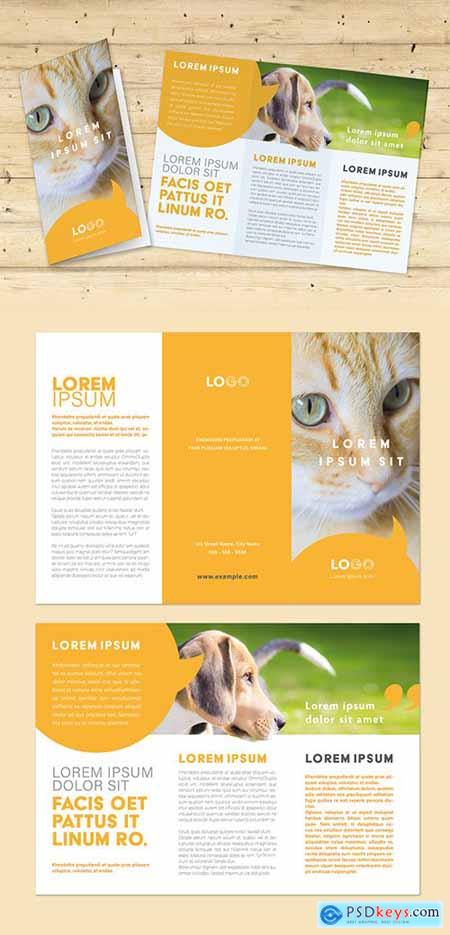 Trifold Brochure Layout with Yellow Speech Bubble Elements 292994521