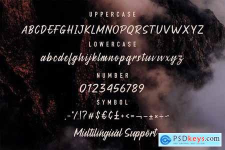 Madering - Classy Script Font 4390347
