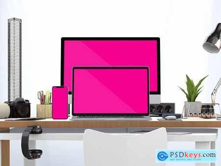 Responsive Website PSD Mock-up Desk