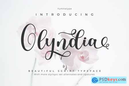 Olyndra - Beautiful Script Font
