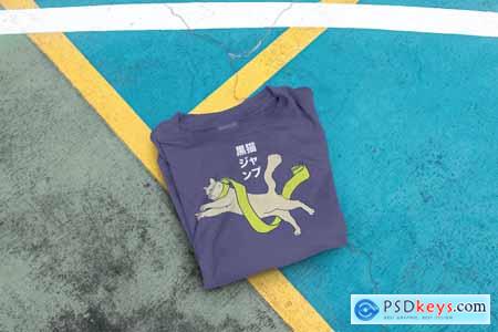 PSD Folded T-shirt Mockup