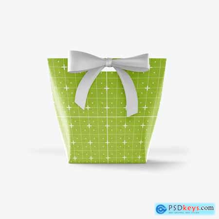 Gift Bag wit Bow Mocklup