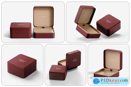 Square Jewelry Box Mockup AMMWUW2