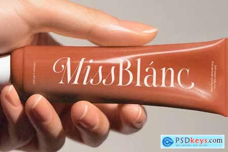 Native Designer - Delicate Serif